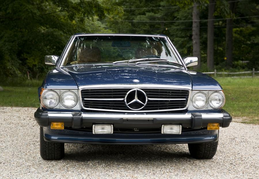  Mercedes-Benz 560 SL Roadster 1986 года  (фото 5 из 9)